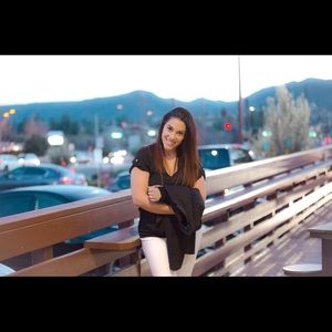 Meet your Posher, Inez